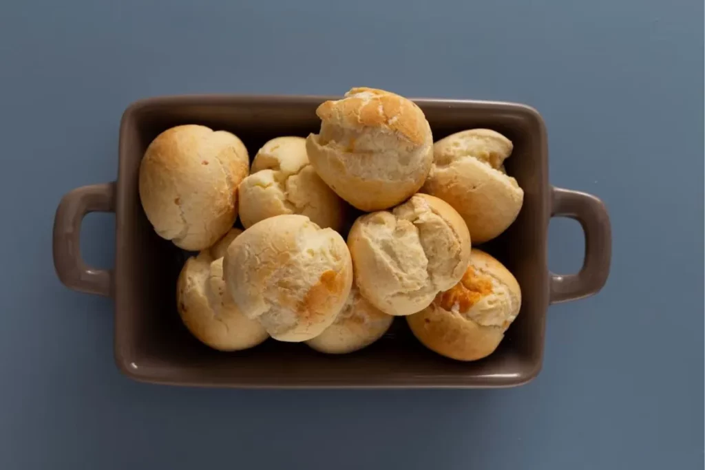 Pão de Queijo: A Saborosa Tradição Mineira