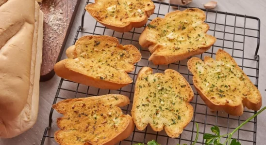 Pão de Alho Grelhado: sabor e aroma irresistíveis