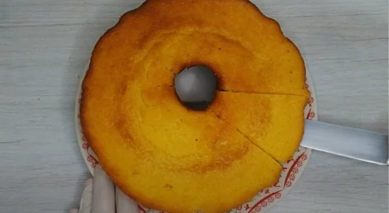 Bolo de fubá com limão: uma receita deliciosa e fácil de fazer