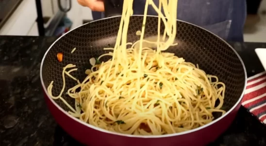 Macarrão alho e óleo: uma receita simples e deliciosa