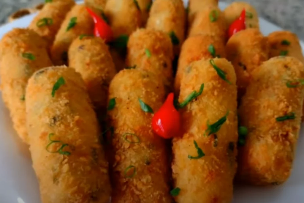 Croquete de Batata Recheado com Queijo