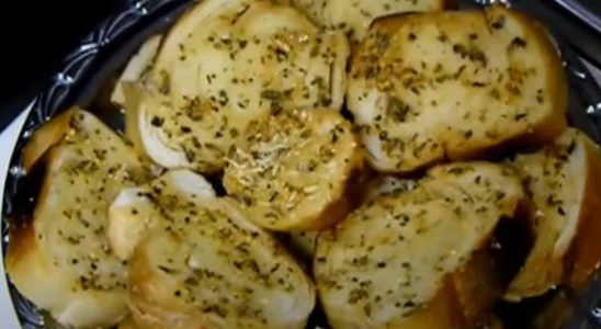 Torrada de Alho com Queijo deliciosas