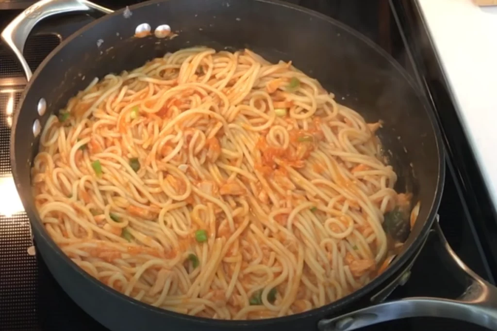 Macarrão com atum simples