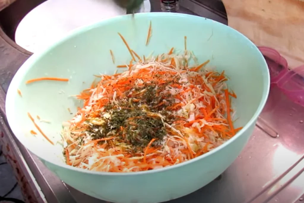 Salada de repolho com cenoura