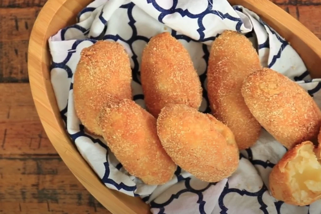 Croquete de queijo muito fácil