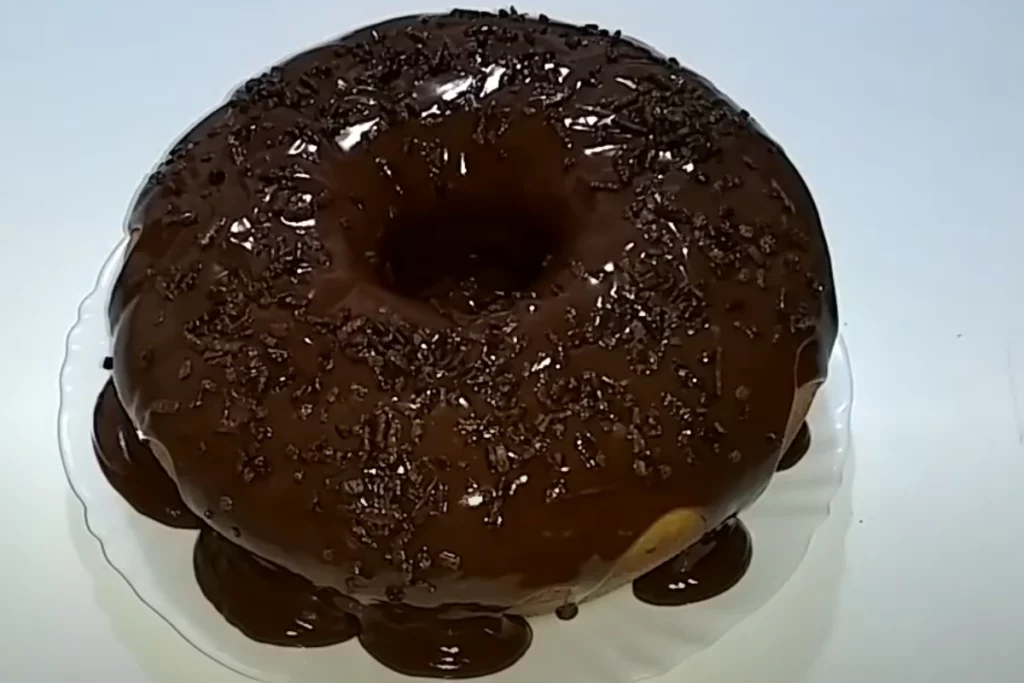 Bolo de fubá com brigadeiro simples