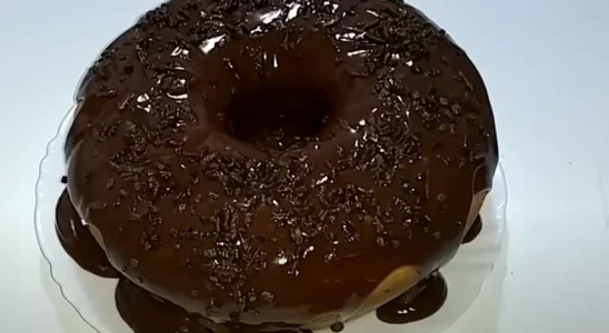 Bolo de fubá com brigadeiro simples