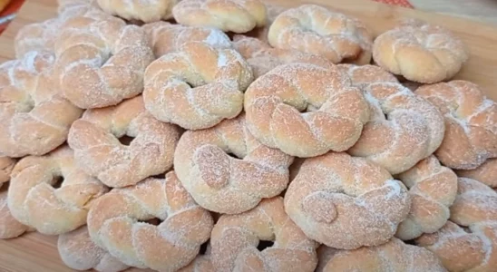 Rosquinha de queijo simples