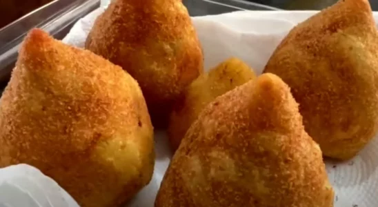 Coxinha de batata muito fácil