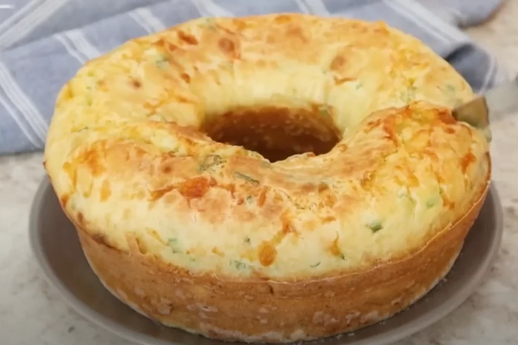 Bolo de queijo fofinho e fácil