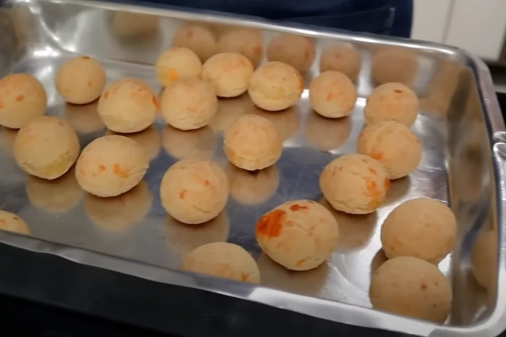 Pão de queijo caseiro