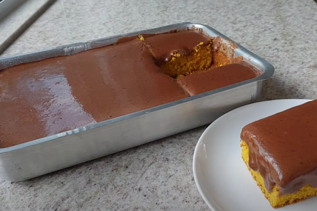 Bolo de cenoura com aveia sem glúten e sem fermento