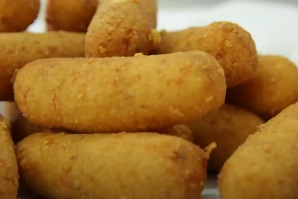 Croquetes de queijo sem massas – apenas o recheio cremoso e irresistível!