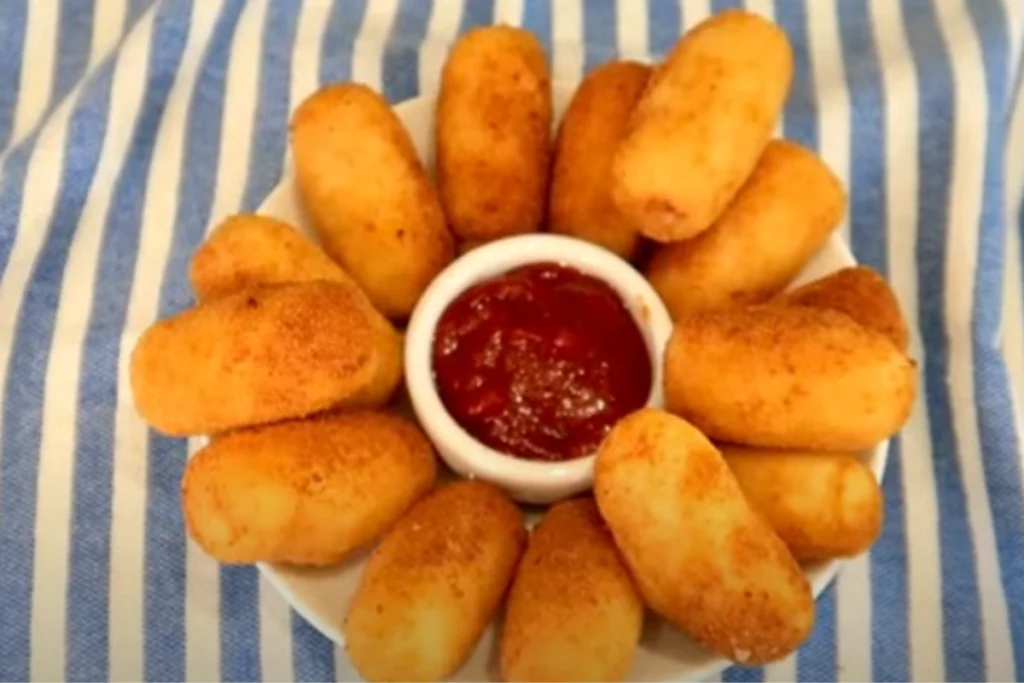 Salgado de presunto e queijo receita fácil